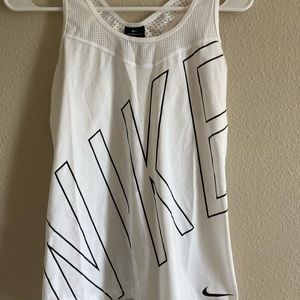 NikePro Hyper Cool Tank Top